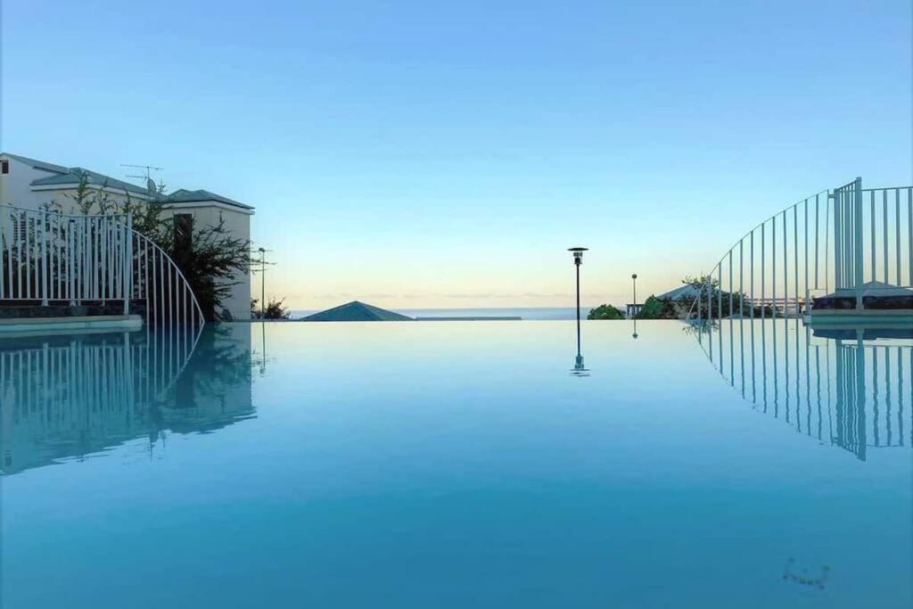 Beau T3 Litchi Vue Ocean Piscine Apartment Saint-Gilles-les-Bains Exterior photo
